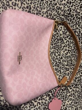 Coach Powder pink Laurel